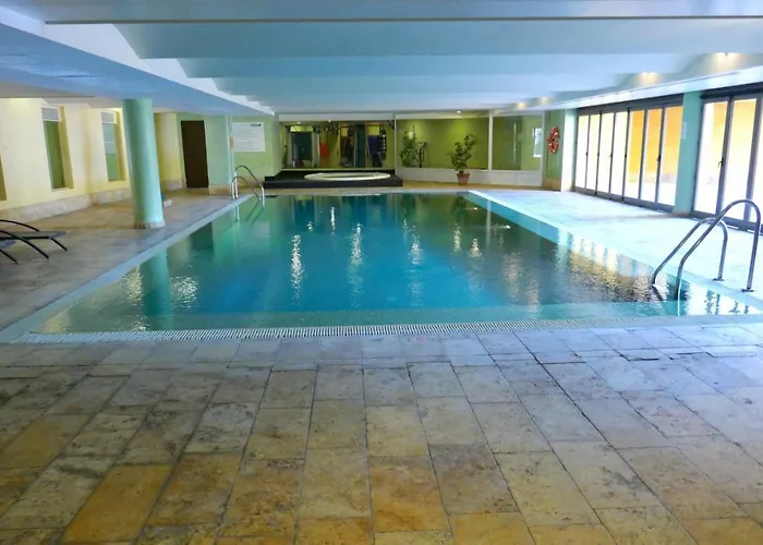 Salinas. For 4. Terrace/parking/pools/gym/4mins Apartment Estepona