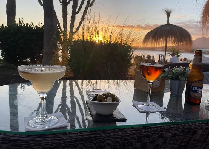 Salinas. For 4. Terrace/parking/pools/gym/4mins * Estepona