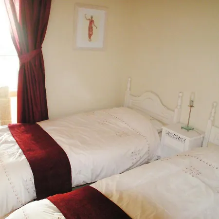 Salinas. For 4. Terrace/parking/pools/gym/4mins Apartment *